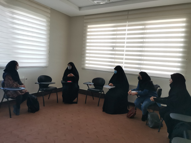 برگزاری جلسه‌ی کمیته‌ی آموزش و کارگاه‌های کانون همیاران سلامت روان (۷ آذر ماه ۱۴۰۱)
