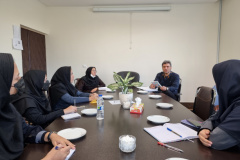 برگزاری ششمین نشست مشترک مددکاران اجتماعی با ریاست مرکز مشاوره و توانمندسازی با موضوع طرح خداقوت دانشجو در ایام امتحانات (۲۷ آذر ماه ۱۴۰۱)