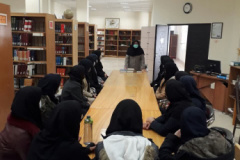 بازدید دانش آموزان هنرستان شاهد سهام خیام از کتابخانه مرکزی و مرکز نشر دانشگاه بیرجند (۱۴۰۱/۸/۲۵)