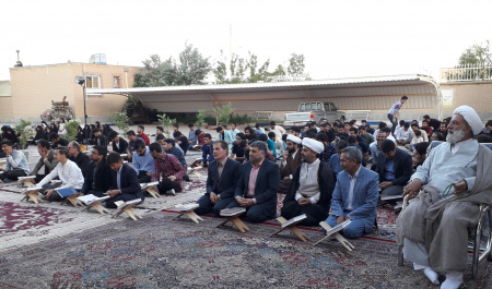 برگزاری محفل بزرگ انس با قرآن با حضور قاریان کشوری در دانشکده فنی و مهندسی فردوس