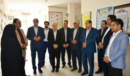 اعضای کمیسیون آموزش و تحقیقات مجلس شورای اسلامی از فضاهای آموزشی شهرستان های سربیشه و نهبندان بازدید کردند