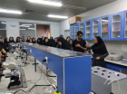 گزارش تصویری بازدید دانش آموزان پایه متوسط دوم دبیرستان دخترانه دکتر گنجی از آزمایشگاه های گروه های آموزشی دانشکده علوم پایه - آبان ۱۴۰۴