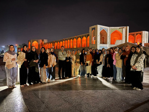 بازدید علمی دانشجویان گروه فرش،هنراسلامی و صنایع دستی از اماکن تاریخی اصفهان-خرداد ۱۴۰۴