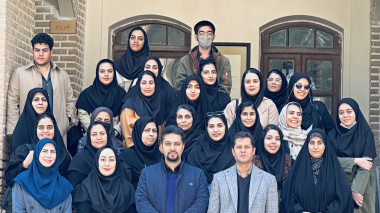 بازدید تخصصی دانشجویان هنر از باغ جهانی اکبریه و کتابخانه تخصصی هنر