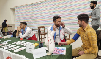 برگزاری آموزش فشارخون گرفتن توسط کانون هلال احمر