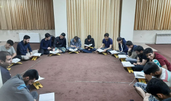 سلسله جلسات هفتگی "تلاوت قرآن کریم" در خوابگاه های دانشجویی برگزار گردید