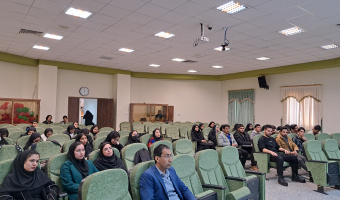 سمینار "سکوی پرتاب" بر اساس کتاب "۱۷ اصل کار تیمی" برگزار شد