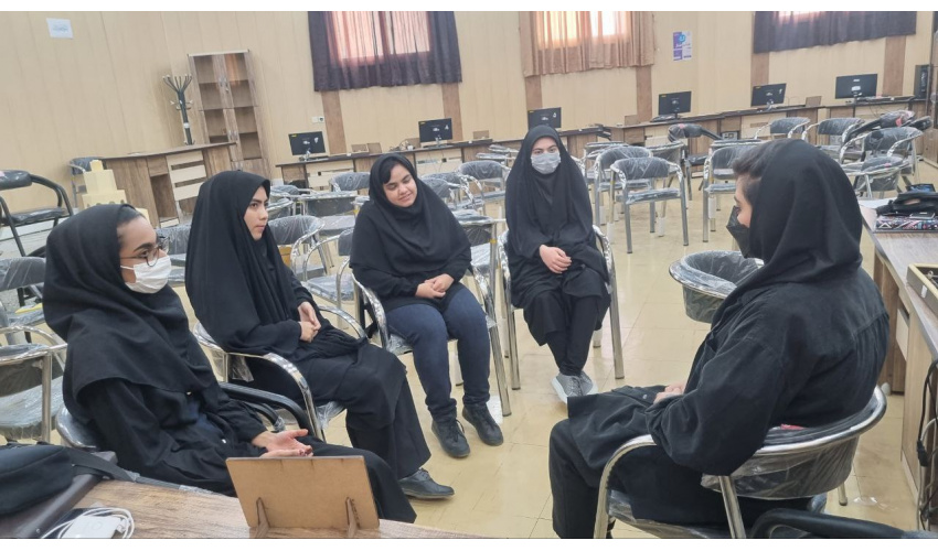 برگزاری جلسه معارفه اعضای کانون هلال احمر