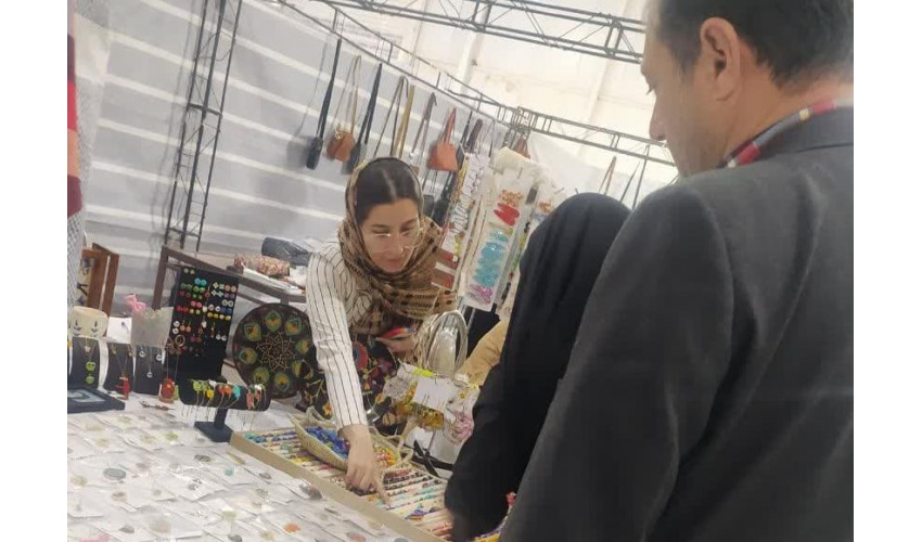 حضور کانون هنرهای تجسمی دانشگاه در "نمایشگاه ضیافت و کالای اساسی شهرستان بیرجند"؛