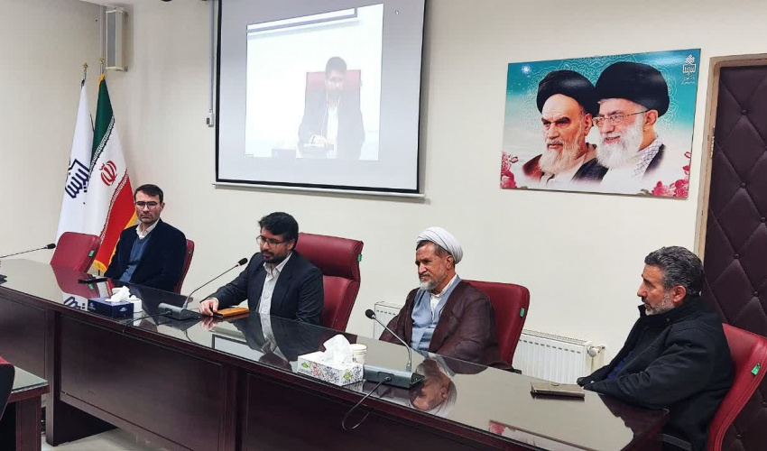 نشست فرهنگی ـ تبیینی «تحلیل و بررسی جنگ شناختی و جنگ ترکیبی» در دانشگاه بیرجند برگزار شد