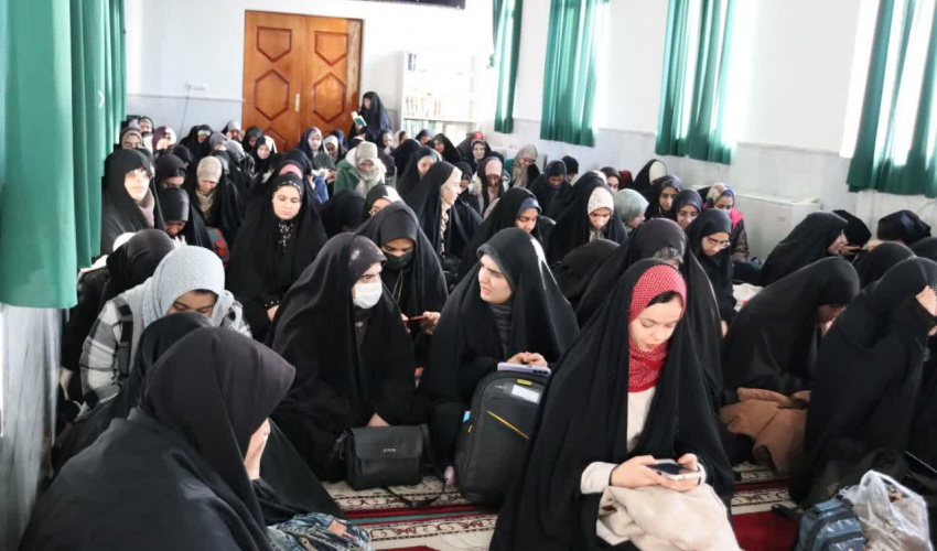 آیین بدرقه کاروان دانشجویان دختر دانشگاه بیرجند به اردوی راهیان نور ۱۴۰۴ برگزار شد