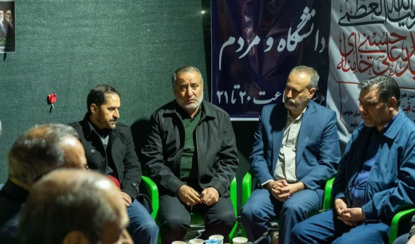 نشست علمی «جنگ رمضان از منظر سیاسی» در محل موکب دانشگاه بیرجند برگزار شد