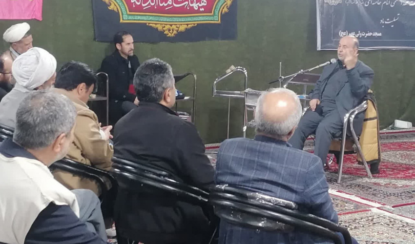 نشست علمی «تحلیل جنگ رمضان با محوریت ثبات ملی و تعاملات منطقه‌ای» برگزار شد