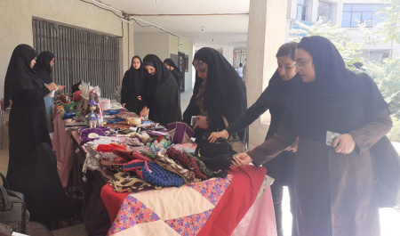 میزفروش دستاوردهای ناشنوایان برگزار شد