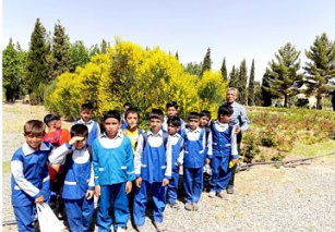 اردوی علمی تفریحی دانش آموزان مدرسه موسی بن جعفر (ع) بیرجند در پردیس کشاورزی، منابع طبیعی و محیط زیست برگزارشد.