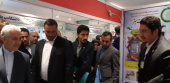 بازدید وزیر علوم از غرفه دانشگاه بیرجند در سومین نمایشگاه دستاوردهای مدیریت سبز دانشگاه‌های کشور
