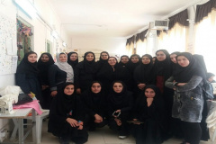 بازدید همیاران بهداشت به مناسبت هفته گرامیداشت مقام زن از کارگاه حمایتی تولیدی دستان پرتوان (۲۹ بهمن ۹۸)