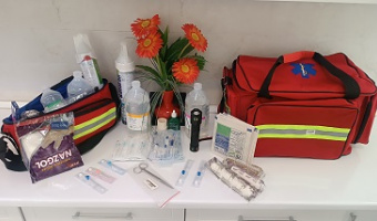 آمادگی اداره بهداشت و درمان دانشگاه در مواجهه با بحران‌ها با تهیه و تجهیز کیف‌های امداد و نجات