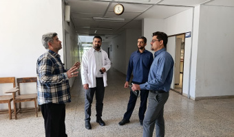 بازدید شرکت ذی‌صلاح از سازمان مرکزی و بخش شیمی پردیس علوم به همراه کارشناس HSE دانشگاه