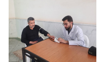 پایش فشار خون کارکنان دانشگاه بیرجند در مسجد امام جعفر صادق (ع) به مناسبت روز جهانی فشار خون
