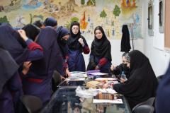 بازدید دانش‌آموزان دبیرستان علامه حلی از دانشکده هنر