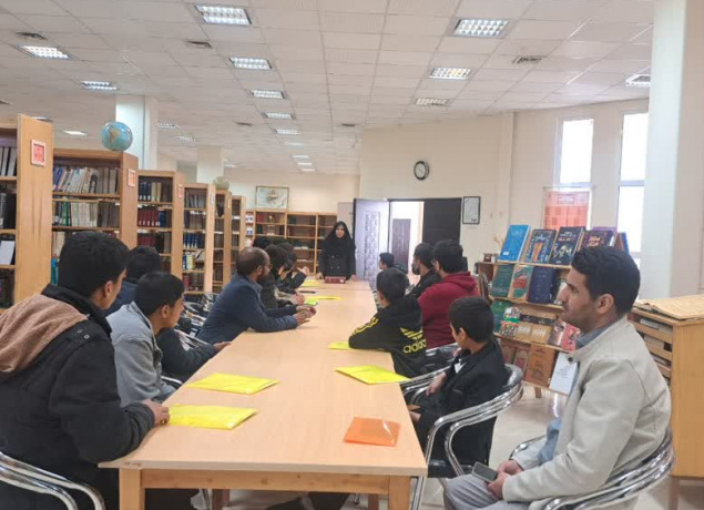 بازدید نمایندگان شورای دانش آموزی استان خراسان جنوبی از کتابخانه مرکزی و مرکز نشر (28 بهمن 1404)