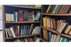 اهدای ۳۱۷ جلد کتاب توسط مرحوم دکتر غلامحسین ریاحی به کتابخانه مرکزی و مرکز نشر دانشگاه بیرجند(9 شهریور 1404)