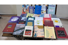 اهدای ۴۵ جلد کتاب توسط آقای دکتر مفید شاطری به کتابخانه مرکزی و مرکز نشر (12 شهریور 1404)