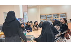 بازدید دانشجویان رشته هنر اسلامی  از کتابخانه مرکزی و مرکز نشر (18 آذر 1404)