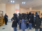 بازدید  دانش‌آموزان دبیرستان زرین‌دخت زرین‌قلم از کتابخانه مرکزی و مرکز نشر