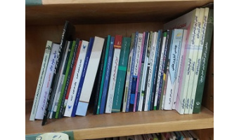 اهدای ۴۰ جلد کتاب به کتابخانه پردیس کشاورزی و منابع طبیعی