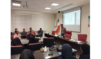 به مناسبت هفته کتاب و کتاب‌خوانی کارگاه آموزشی "گزارش‌نویسی و مستندسازی" برگزار شد .