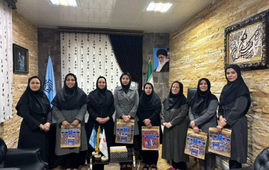 جلسه تقدیر از کارکنان مجموعه آبی میلاد به مناسبت گرامیداشت روز زن و مقام مادر