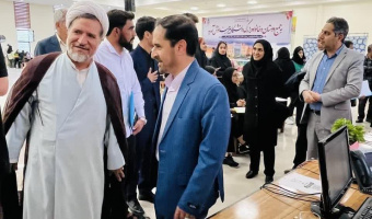 بازدید مسئولان و سرپرست مدیریت دانشجویی از سالن ثبت نام