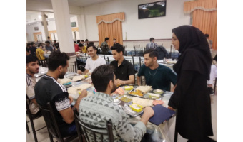 بازدید مدیر دانشجویی از سالن غذاخوری و آشپزخانه پردیس