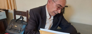 اهدای  کتاب «جشن‌نامه» استاد محمدبهنام‌فر به موزه  و مرکز اسناد ومفاخر دانشگاه بیرجند