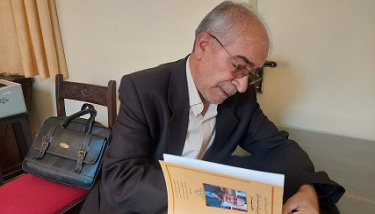 اهدای  کتاب «جشن‌نامه» استاد محمدبهنام‌فر به موزه  و مرکز اسناد ومفاخر دانشگاه بیرجند