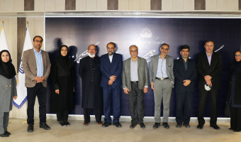 بازدید دکتر خواجه پیری، مؤسس و رئیس مرکز بین المللی میکروفیلم نور، از موزه و مرکز اسناد و مفاخر دانشگاه بیرجند