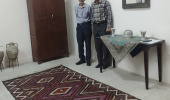 همزمان با سالروز تاسیس دانشگاه بیرجند: اهدای قاب ماندگار کادر معلمین دبستان شوکتیه و قالیچه ۷۵ ساله