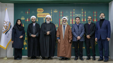 بازدید دبیر شورای عالی انقلاب فرهنگی از موزه و مرکز اسناد و مفاخر دانشگاه بیرجند