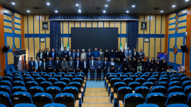 برگزاری آیین گرامیداشت دهه سرآمدی آموزش و تجلیل از سرآمدان آموزشی و فرهنگی دانشگاه بیرجند