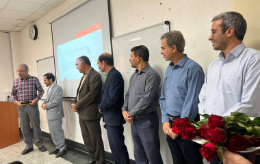 گرامیداشت مقام معلم و تجلیل از اساتید فرهیخته دانشگاه بیرجند