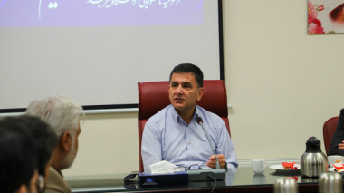 نشست صمیمانه دکتر احمد خامسان، سرپرست دانشگاه بیرجند، با حضور مدیران و کارکنان حوزه ریاست