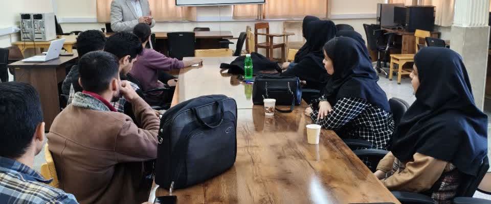 برگزاری کارگاه کارگاه آشنایی با مکمل‌ها و مواد نیروزا برای ورزشکاران، پایش و تجویز نرم افزاری توسط دکتر افضل پور