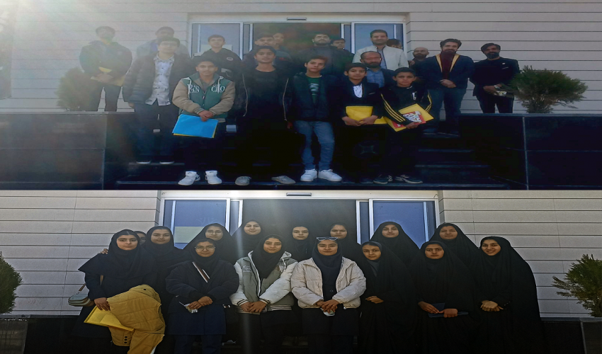 بازدید نمایندگان شورای دانش آموزی استان خراسان جنوبی از معاونت پژوهش، فناوری و نوآوری دانشگاه بیرجند