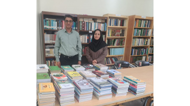 تقویت منابع مطالعاتی مجتمع آموزشی مدارس دانشگاه بیرجند با اهدای ۴۰۰ جلد کتاب از سوی کتابخانه