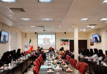 دومین نشست سرپرست دانشگاه با مدیران و کارکنان حوزه معاونت دانشجویی برگزارشد