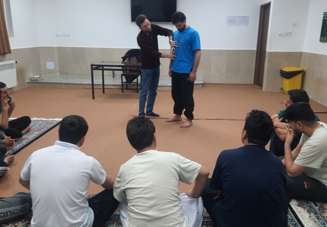 ارتقای آمادگی دانشجویان بین‌الملل دانشگاه بیرجند در مواجهه با شرایط اضطراری/ آموزش عملی کمک‌های اولیه در خوابگاه