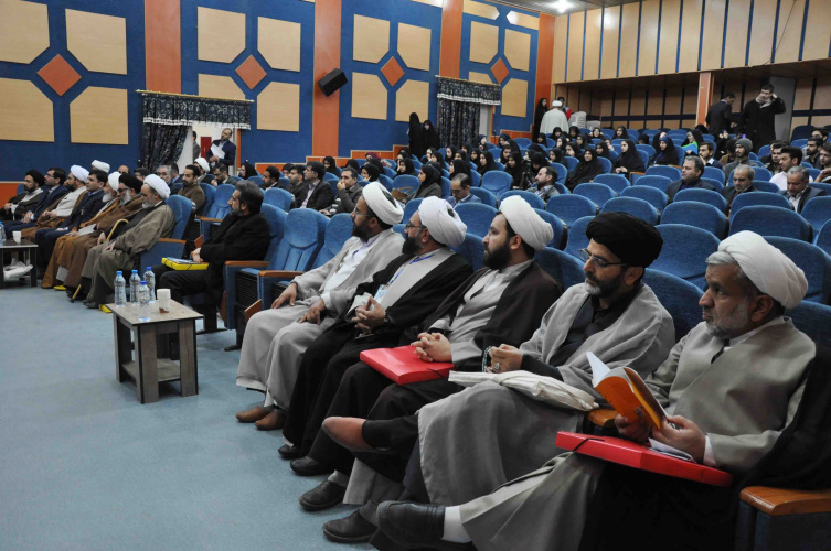 برگزاری مراسم افتتاحیه اولین همایش ملی نماز، هویت و جوانان در دانشگاه بیرجند