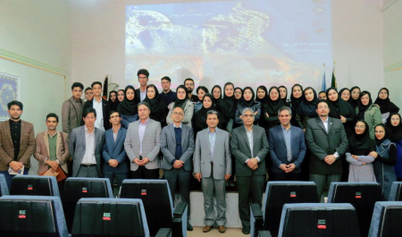 برگزاری جلسه تقدیر از دست اندرکاران و برگزارکنندگان چهارمین همایش ملی باستان شناسی ایران در دانشکده هنر